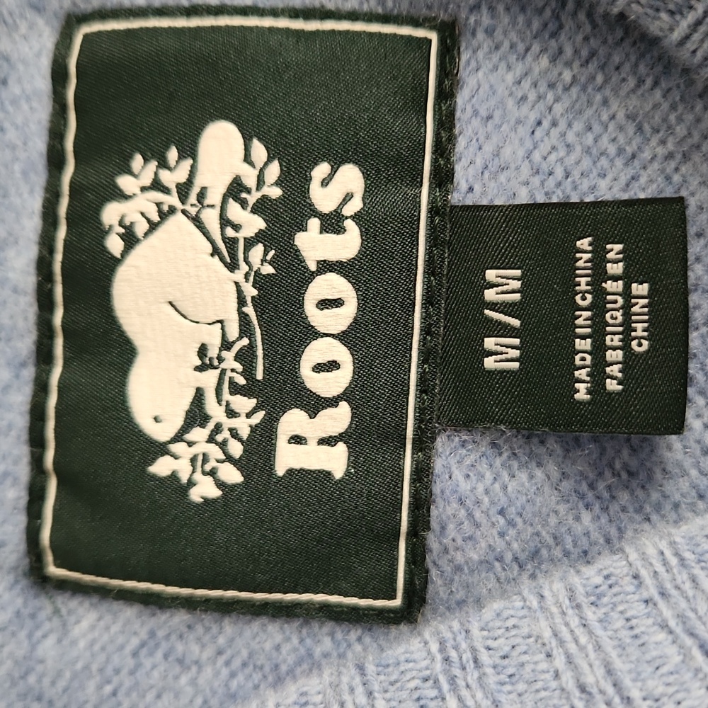 Roots EUC Merino Wool Crewneck Sweater Size Medium - Picture 2 of 4